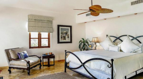 Exclusive Holiday Villa with Private Pool and Beachfront Location, Cabo San Lucas Villa 1018